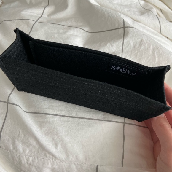 Chanel Small Quilted Boy Bag in Black Calfskin Leather [Authentic] - Picture 12 of 12